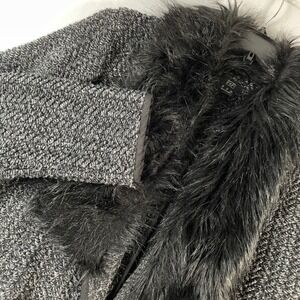 F&F Gray Wool Blend Boucle Coat Cardigan Removable Faux Fur Collar Size 12
